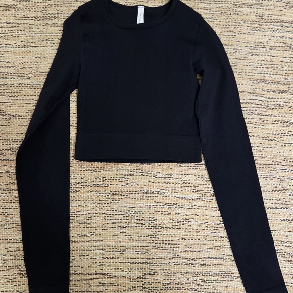 Babaton Black Ribbed Top - Picture 3 of 4